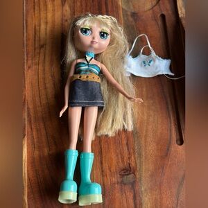 Vintage 2000 Alexa from the Mattel Diva Starz